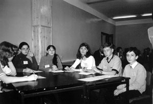 Коллективное творчество юных исследователей. Юлия Титова — третья справа