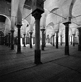 Интерьер мечети Сиди-Сахаб