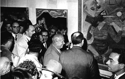 Н.С. Хрущев на выставке абстрактной живописи в Сокольниках. 3 ноября 1959 г.