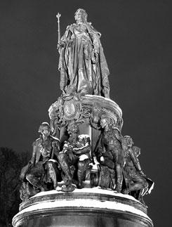Памятник Екатерине II в Санкт-Петербурге. Скульптор М.Микешин